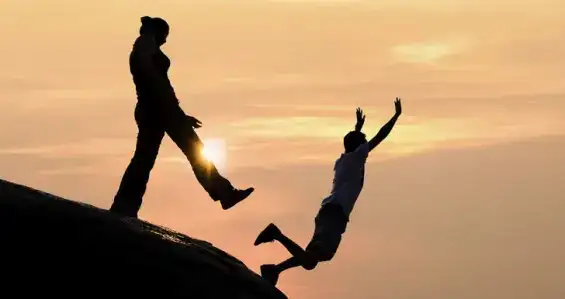 những câu nói khi bị bạn bè phản bội