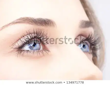 câu nói hay về đôi mắt đẹp